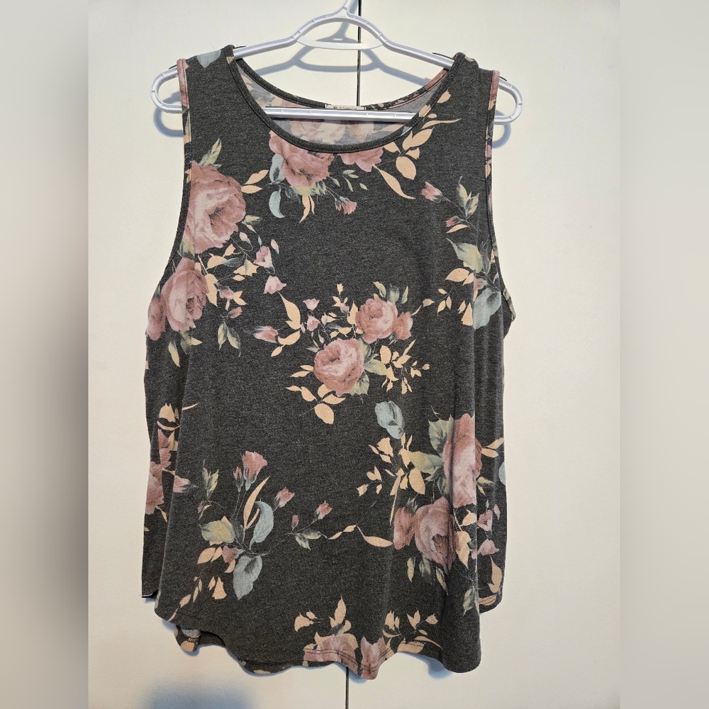 Bombom Floral Sleeveless Top